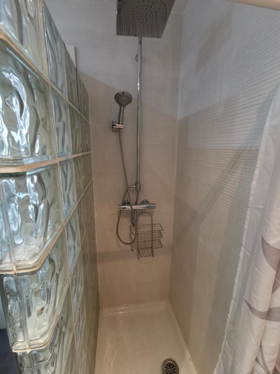 Apartamento Carihuela Торемолинос Екстериор снимка