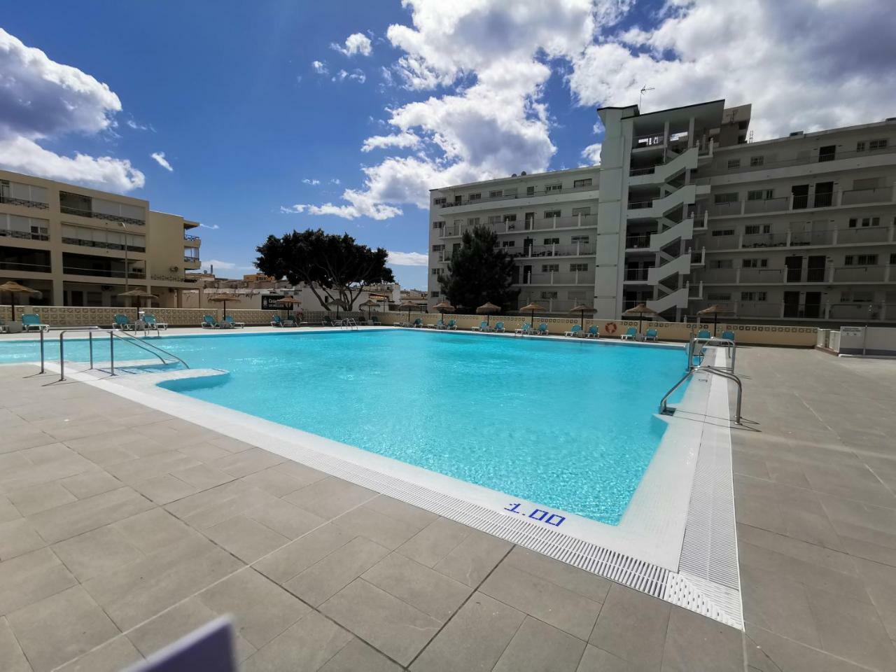 Apartamento Carihuela Торемолинос Екстериор снимка